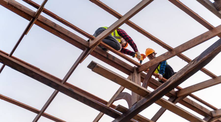 Professional residential roofers in Leivasy, WV